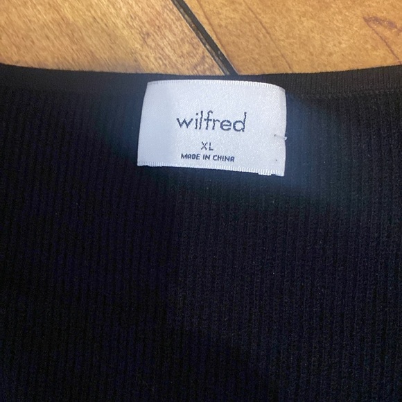 Wilfred Black Ribbed crop Top sweater - Picture 2 of 4